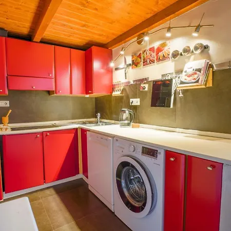 Sa Domo E Giuanne E Giuanna 4*