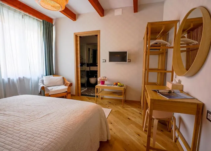 Oda ve Kahvaltı Sa Domo E Giuanne E Giuanna Bosa