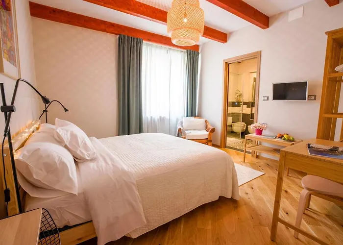 Sa Domo E Giuanne E Giuanna 4*