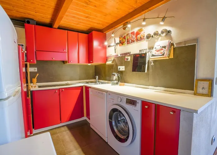 Sa Domo E Giuanne E Giuanna 4*