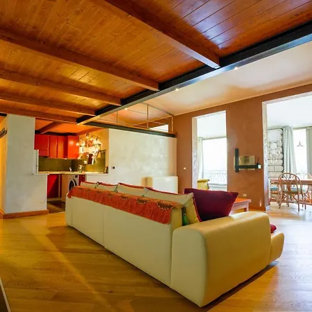 Sa Domo E Giuanne E Giuanna B&B 보사