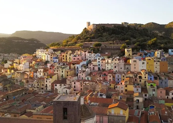 Sa Domo E Giuanne E Giuanna Bed & Breakfast Bosa